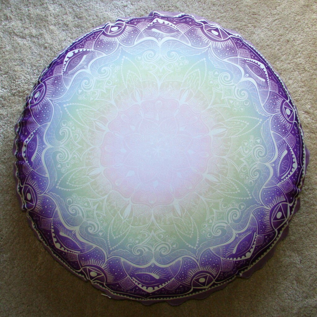 GUARDIAN ANGEL Mandala Yogakissen  Pouf Yandala Yvonne Lamberty